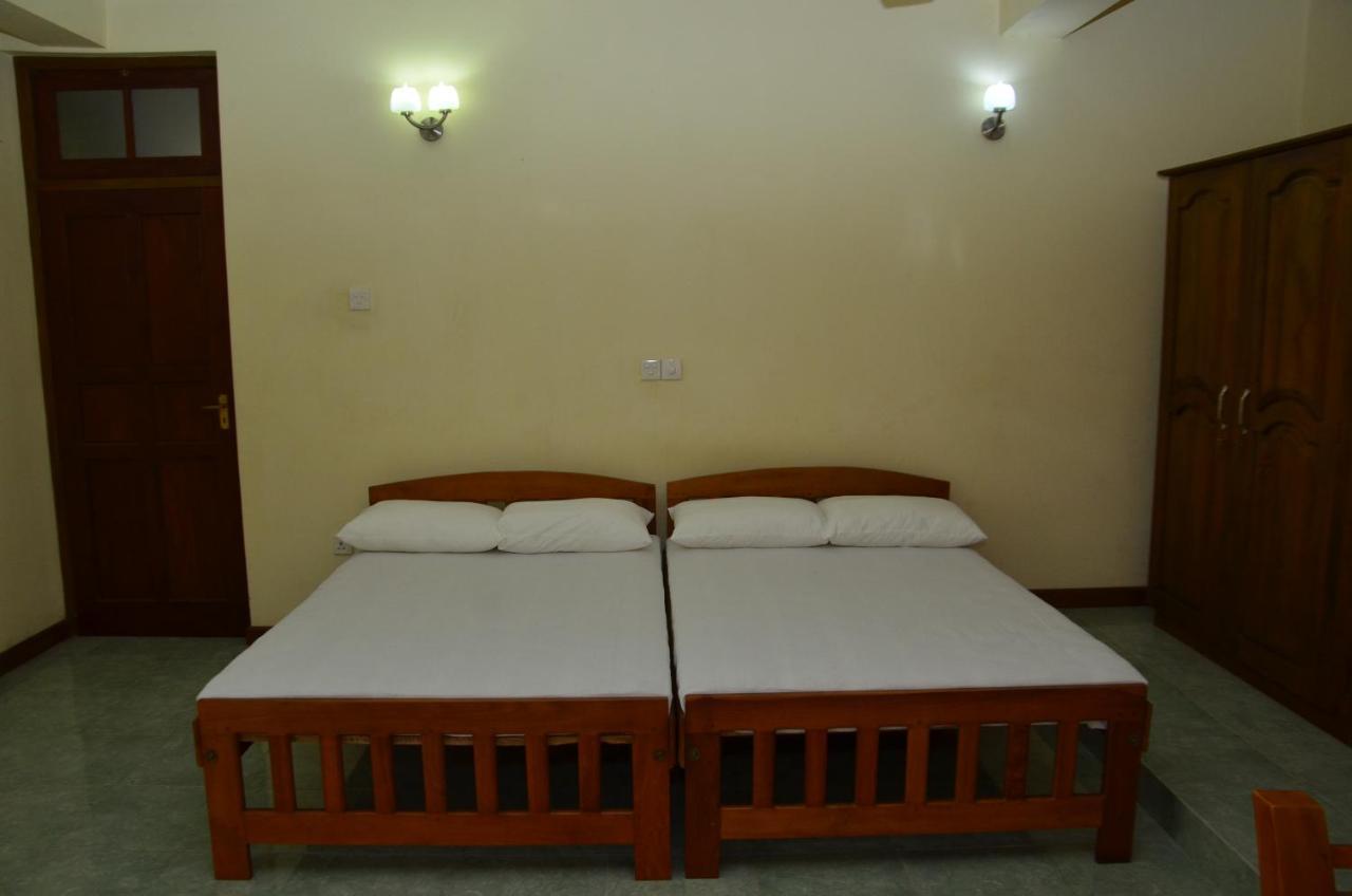 Hotel Mandakini Battaramulla Luaran gambar