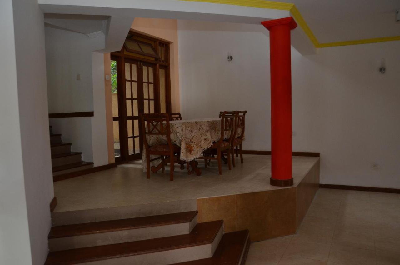Hotel Mandakini Battaramulla Luaran gambar